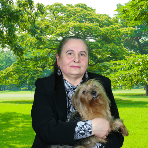 Anna Klimasara-Seweryńska z psem Riki